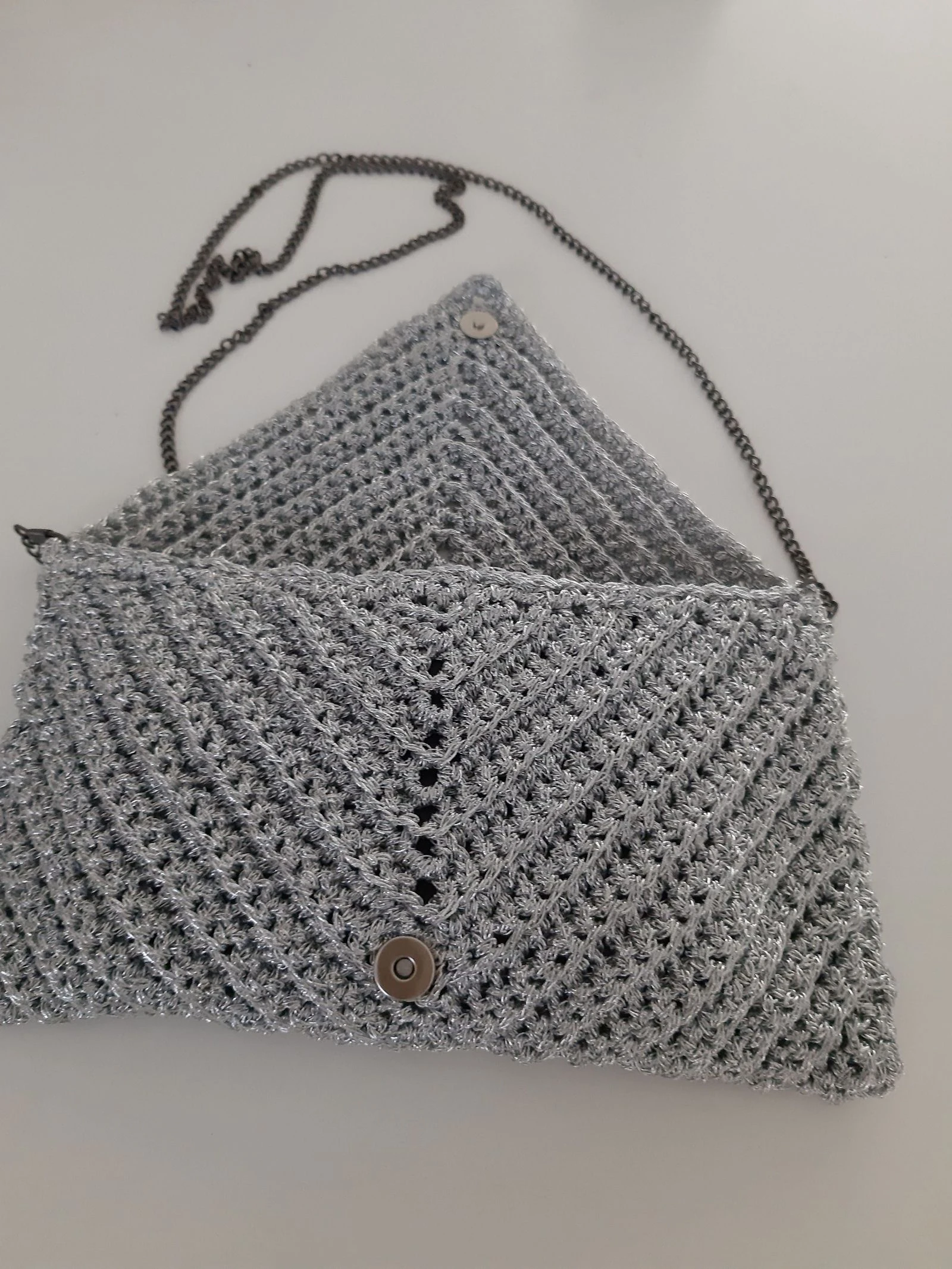 Elegante bolso plateado – photo 3